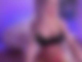 Live cam show with Lissa Babe - Lovense on Soda Cam