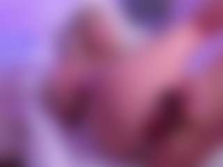 Live cam show with Lissa Babe - Horny on camtv
