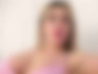 Live cam show with Lissa Babe - Brown Hair on Sex Cam Show