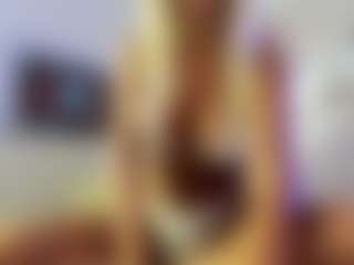 Live cam show with Lissa Babe - Curvy Toys on LiveSexCams6