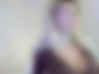 Live cam show with Lissa Babe - Squirt Curvy on friskycurves.com
