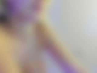 Live cam show with Lissa Babe - BBW Dildo on Soda Cam