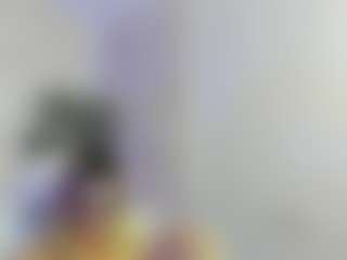 Live cam show with Lissa Babe - Brown Eyes on Camming Site