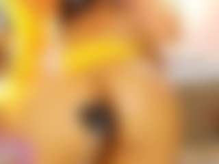 Live cam show with AnnieWolf - Black on live18s.com