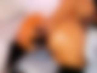 Live cam show with AnnieWolf - Toys on Free Soda
