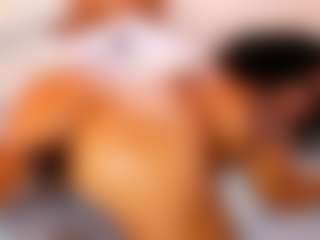 Live cam show with AnnieWolf - Squirt on Free Soda