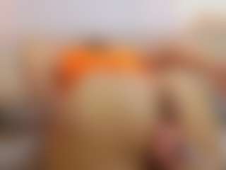 AnnieWolf's Live Sex Cam Show