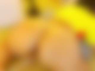Live cam show with AnnieWolf - Ebony on SinfulBabes | colombia