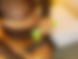 Live cam show with AnnieWolf - Bedroom on Milfs Live