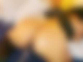 AnnieWolf's Live Sex Cam Show