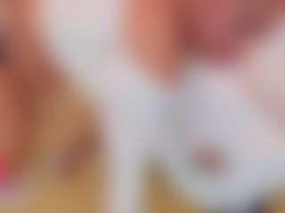AnnieWolf's Live Sex Cam Show