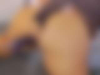 AnnieWolf's Live Sex Cam Show