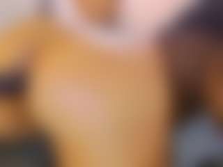 Live cam show with AnnieWolf - Ebony on StripNow | colombia