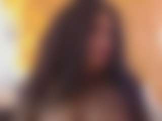 Live cam show with AnnieWolf - Ebony Lush on Uber Horny