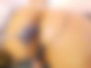 Live cam show with AnnieWolf - Ebony on Camsoda | colombia