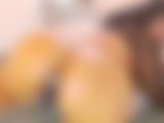 Live cam show with AnnieWolf - Ass Bouncing on Camsoda