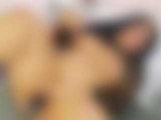 AnnieWolf's Live Sex Cam Show