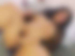 AnnieWolf's Live Sex Cam Show