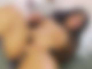 AnnieWolf's Live Sex Cam Show