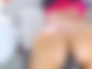 Live cam show with AnnieWolf - Ass Bouncing on Cam Slut