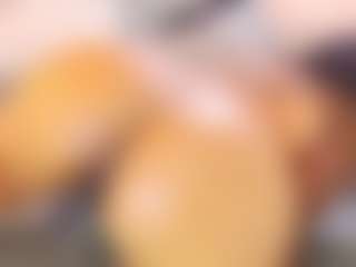Live cam show with AnnieWolf - Spank BBW on madthumbs