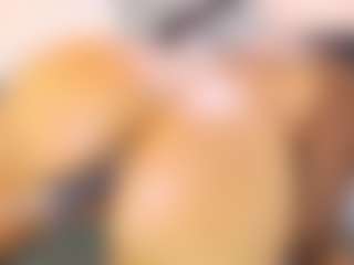 AnnieWolf's Live Sex Cam Show
