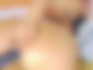 Live cam show with AnnieWolf - Black Small Tits on sexylive.show