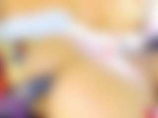 AnnieWolf's Live Sex Cam Show