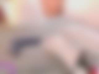 Live cam show with AnnieWolf - Anal Lovense on CamwithHer