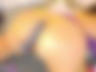 AnnieWolf's Live Sex Cam Show