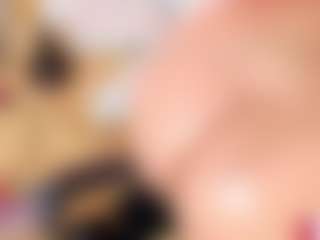 Live cam show with AnnieWolf - Ass Bouncing on Big Tits