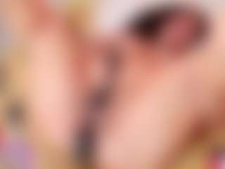 Live cam show with AnnieWolf - Curvy Small Tits on parknlotfishbdy