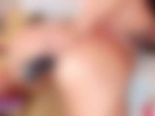 Live cam show with AnnieWolf - Ass Clapping on LiveSexCams6