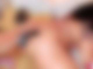 Live cam show with AnnieWolf - Fingering on instabang