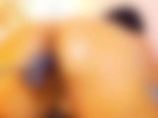Live cam show with AnnieWolf - Black Cum on xxxlivecams.org