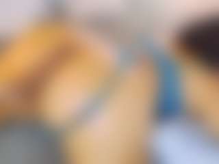 AnnieWolf's Live Sex Cam Show