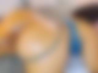 AnnieWolf's Live Sex Cam Show