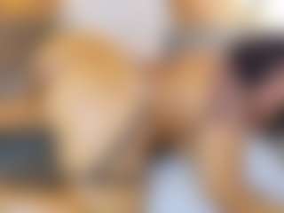 AnnieWolf's Live Sex Cam Show