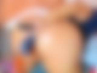 Live cam show with AnnieWolf - Control on Soda Cam