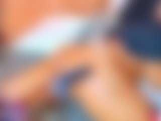 AnnieWolf's Live Sex Cam Show