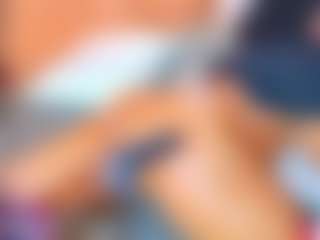AnnieWolf's Live Sex Cam Show
