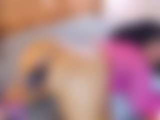 Live cam show with AnnieWolf - Ebony Lovense on SpunkLive