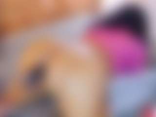 AnnieWolf's Live Sex Cam Show