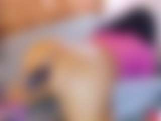 AnnieWolf's Live Sex Cam Show