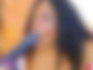 Live cam show with AnnieWolf - Ebony on Camsoda | colombia