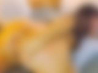 Live cam show with AnnieWolf - Lush on crypto-cams