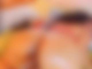 Live cam show with AnnieWolf - Brown Eyes on Gym Cam Girls