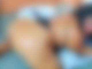 AnnieWolf's Live Sex Cam Show