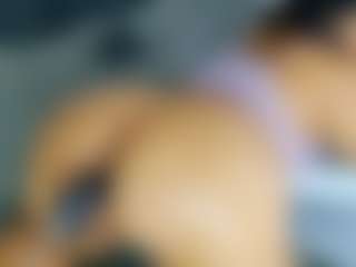 AnnieWolf's Live Sex Cam Show