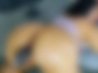 AnnieWolf's Live Sex Cam Show